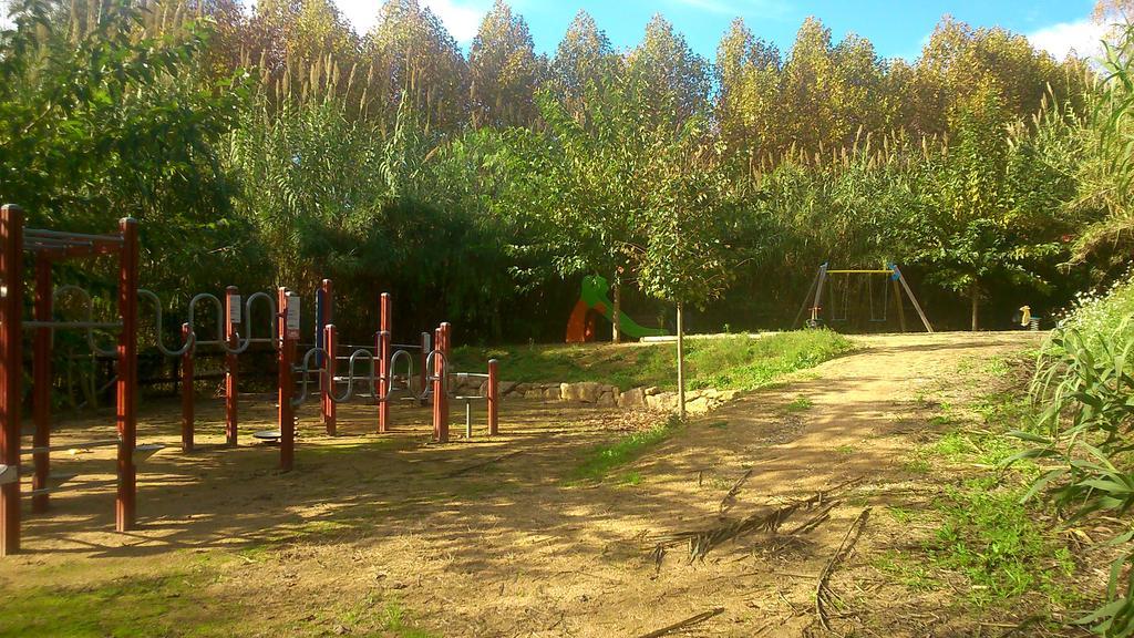 Cal Xaiet Guest House Llampaies Bagian luar foto