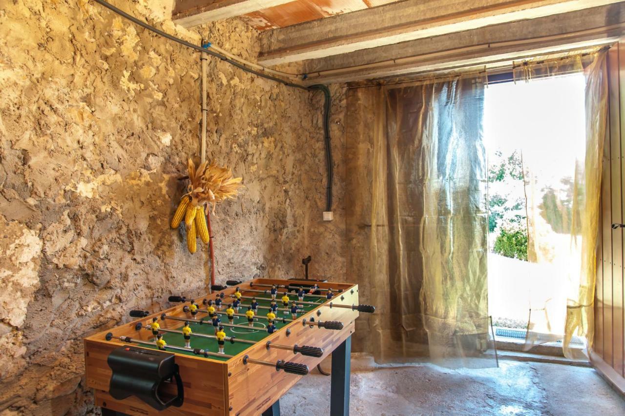 Cal Xaiet Guest House Llampaies Bagian luar foto
