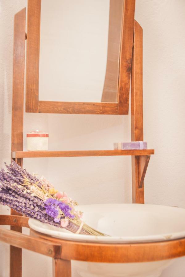 Cal Xaiet Guest House Llampaies Bagian luar foto