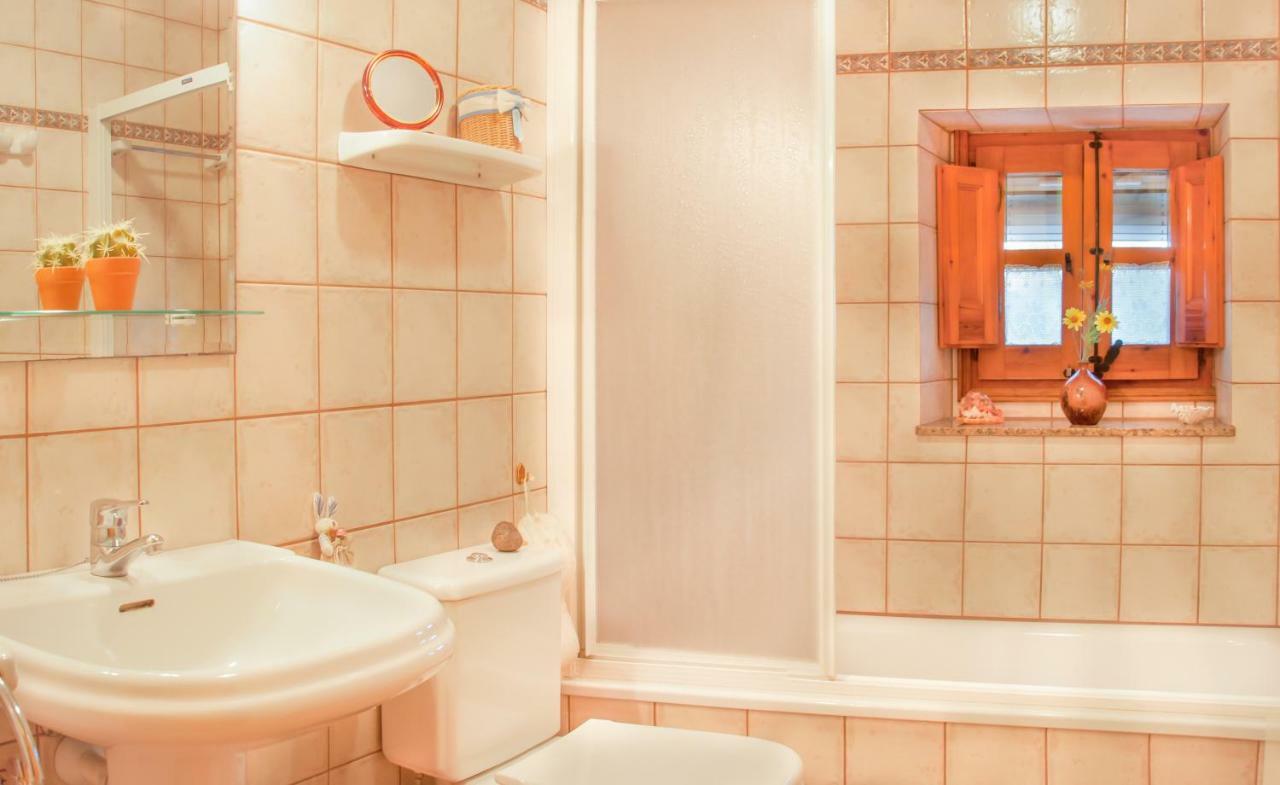 Cal Xaiet Guest House Llampaies Bagian luar foto